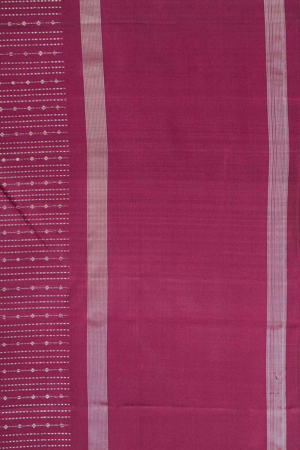 Border image of Maroon Dual Tone Kanchipuram Silk Saree with Stripes on the body and Zari Border