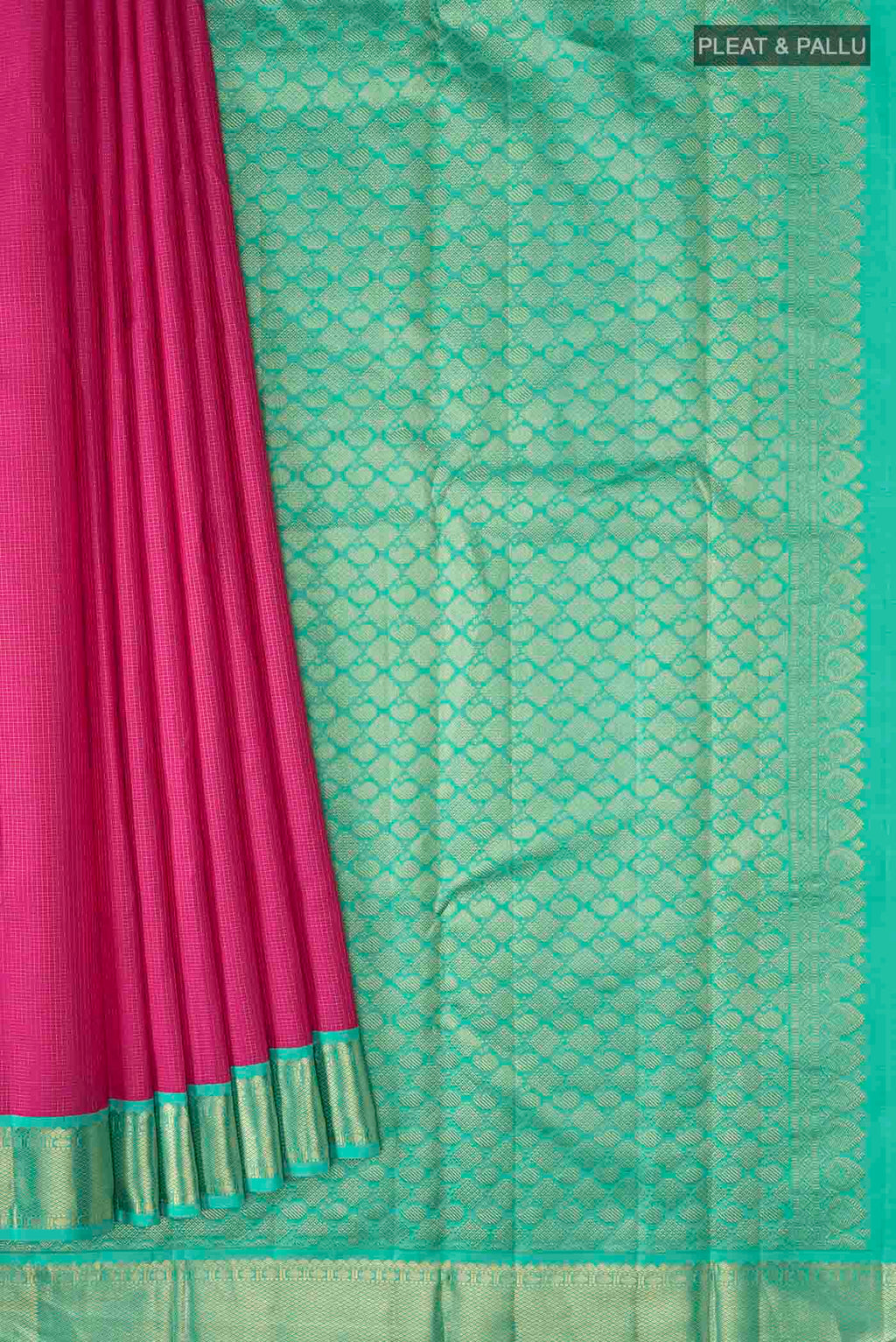 pleats pallu