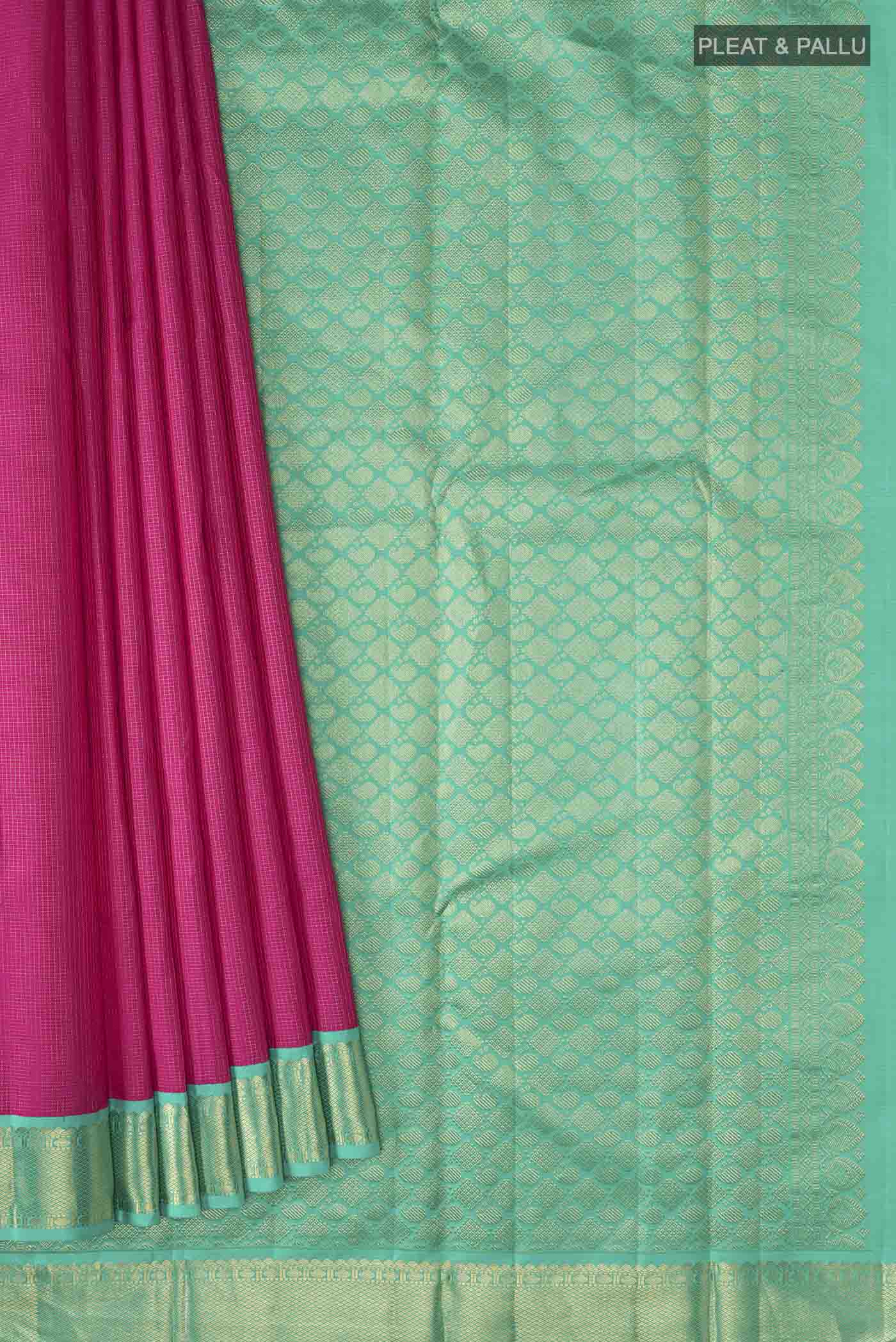 pleats pallu