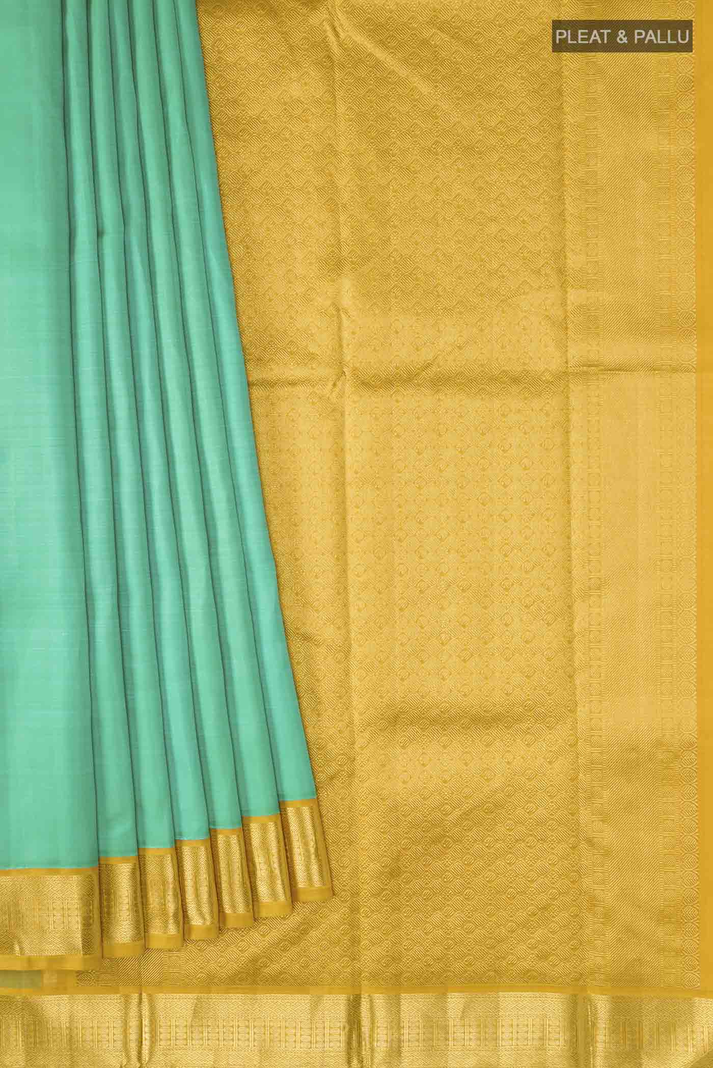 pleats pallu