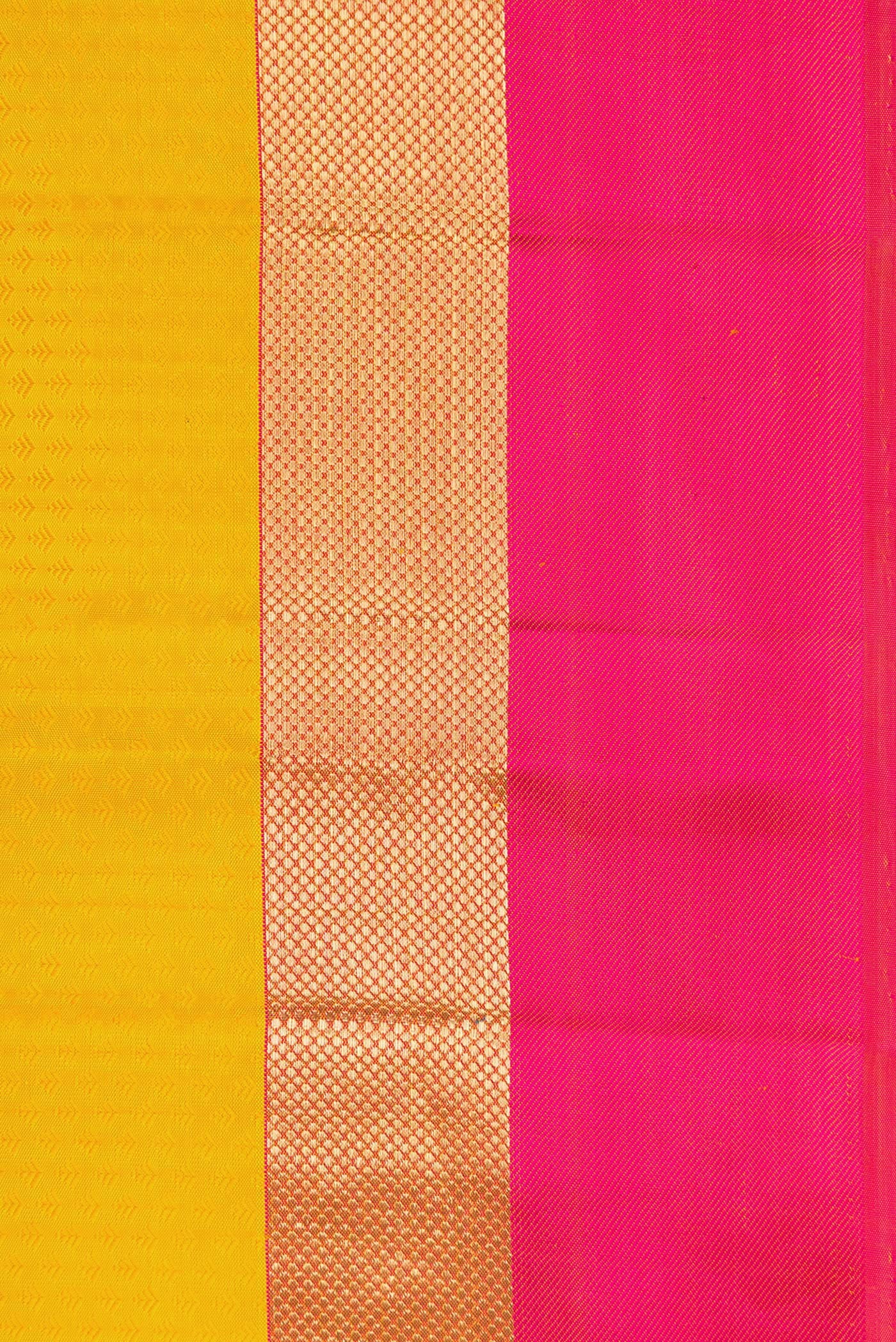 Border image of Yellow Dual Tone Kanjivaram Silk Saree with Jacquard design on the body and Zari Border. 