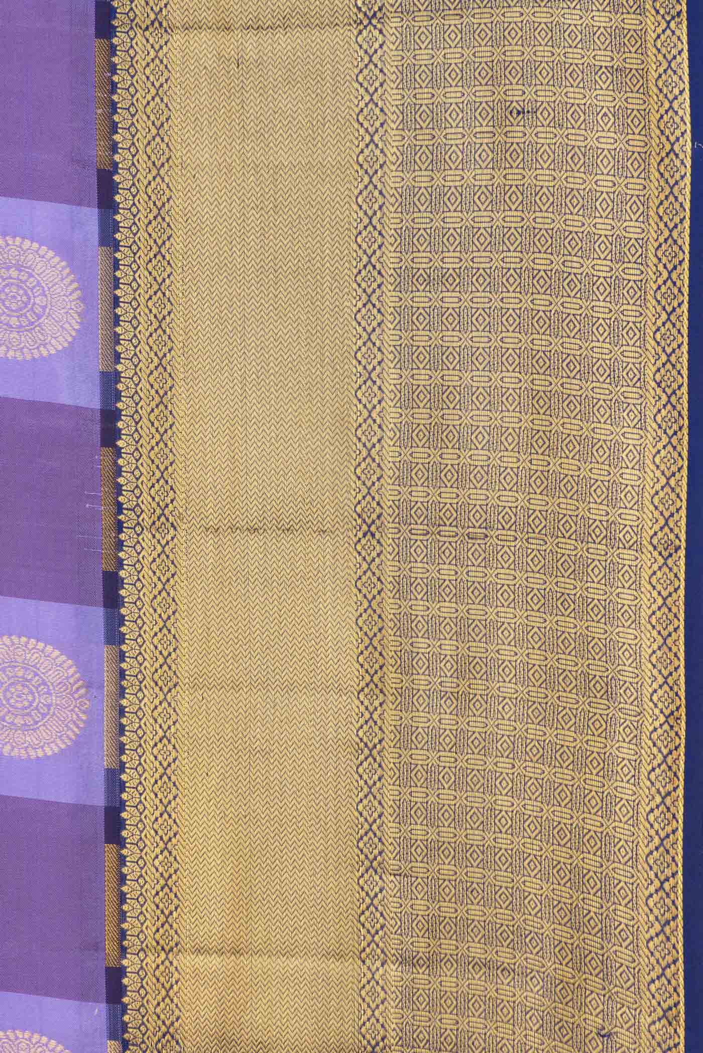 Border image of Lavender,Maroon and Pink Color Kanchipuram Saree with Checked design on the body and Zari Border. 