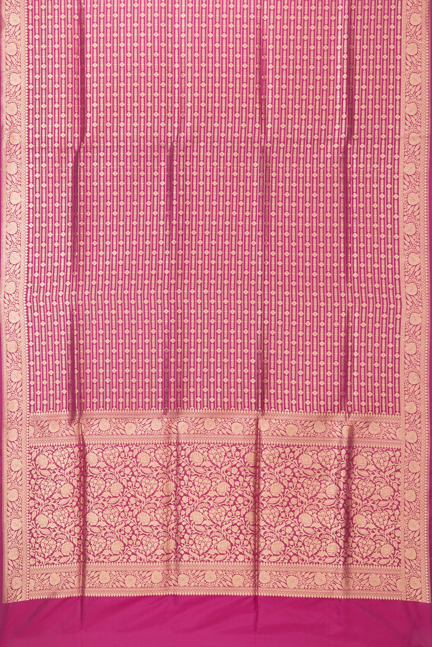 Flat view of Magenta Banarasi Silk Saree with Zari Brocade on the body and Zari Border. 