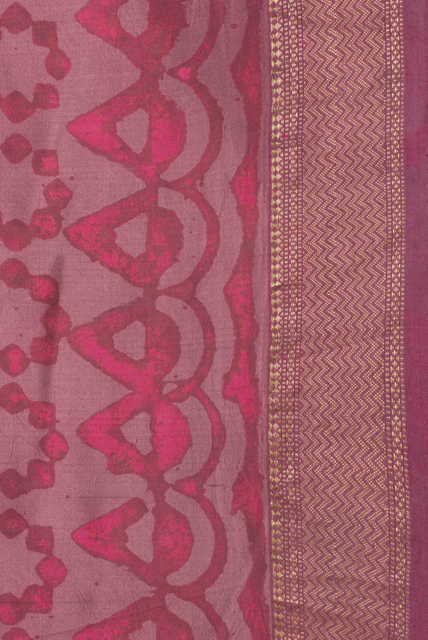 Border image of Pink Dual Tone Printed Silk Saree with Printed design on the body and Zari Border. 