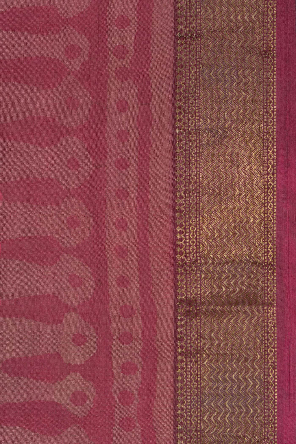 Border image of Pure Silk Pink Dual Tone Tussar Saree with Printed design on the body and Zari Border. 