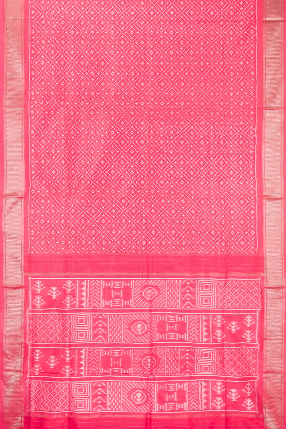 Flat view of Pure Silk Coral Dual Tone Pochampally Saree with Ikat design on the body and Zari Border. 