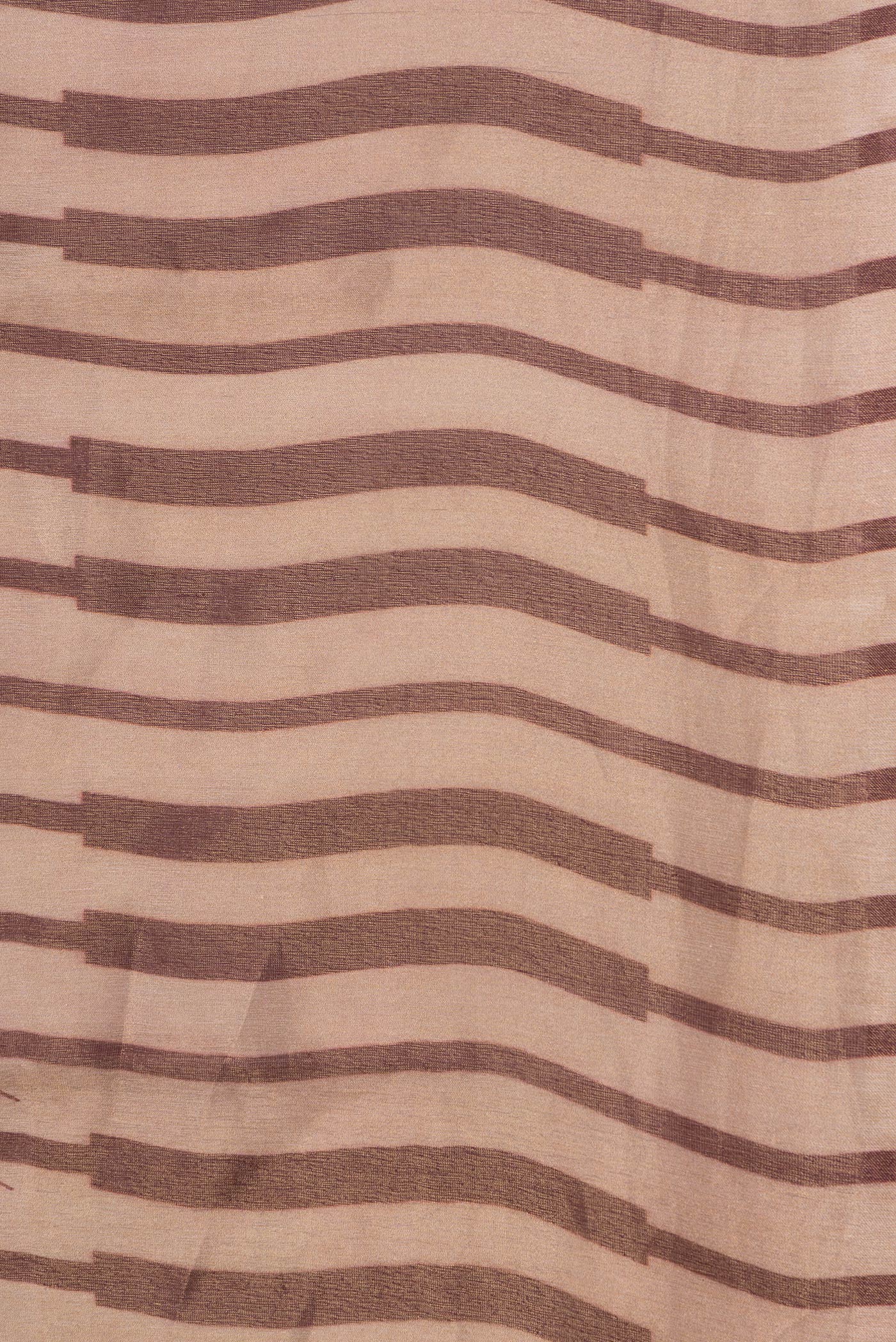 Border image of Rose Gold Dual Tone Organza Silk Saree with Zari Brocade on the body and Without Border. 