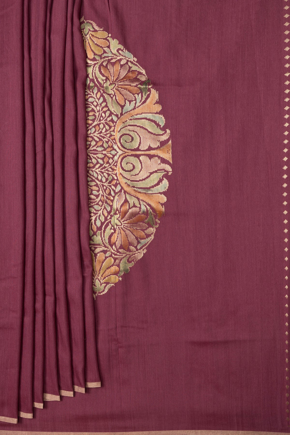 Pleats and pallu of Maroon Dual Tone Tussar Silk Saree with Plain Body and Thin Zari Line. 