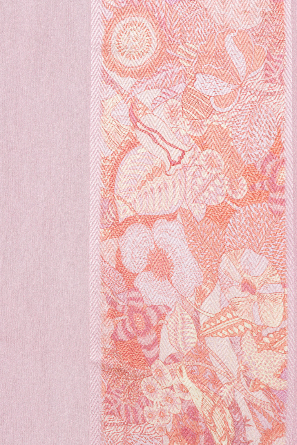 Border image of Pink Dual Tone Mysore Chiffon Saree with Plain Body and Printed Border. 