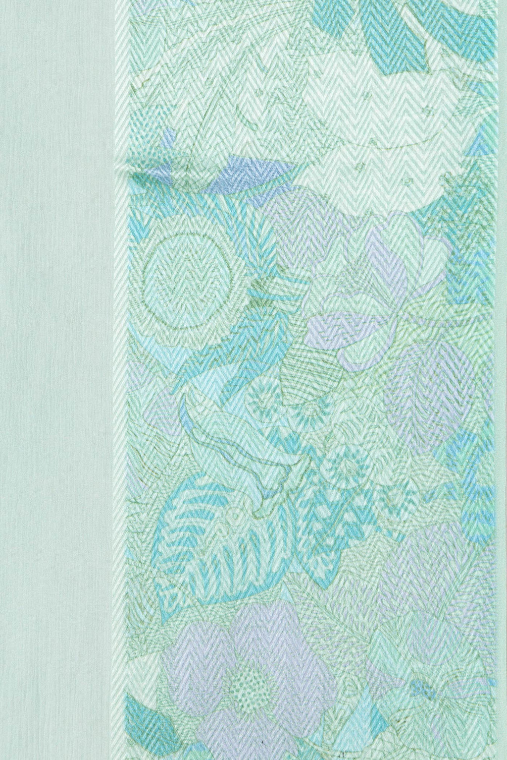 Border image of Sea Green Dual Tone Mysore Chiffon Saree with Plain Body and Thread Border. 