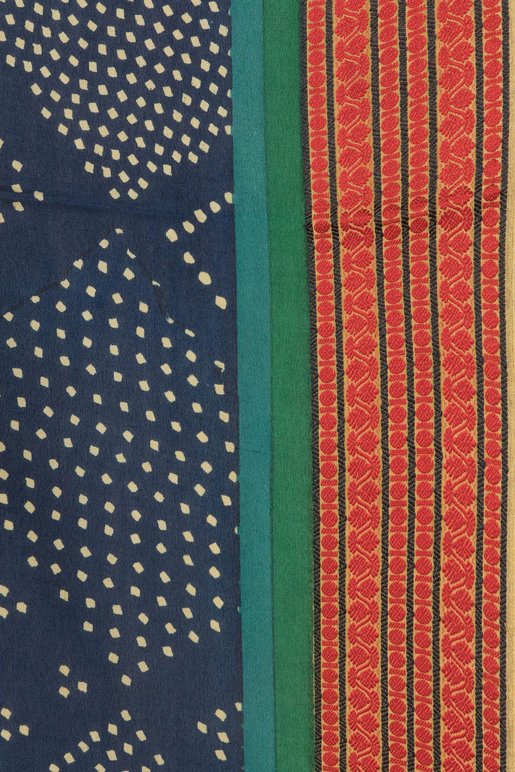 Border image of Peacock Blue Dual Tone Mysore Crepe Saree with Printed design on the body and Thread Border. 