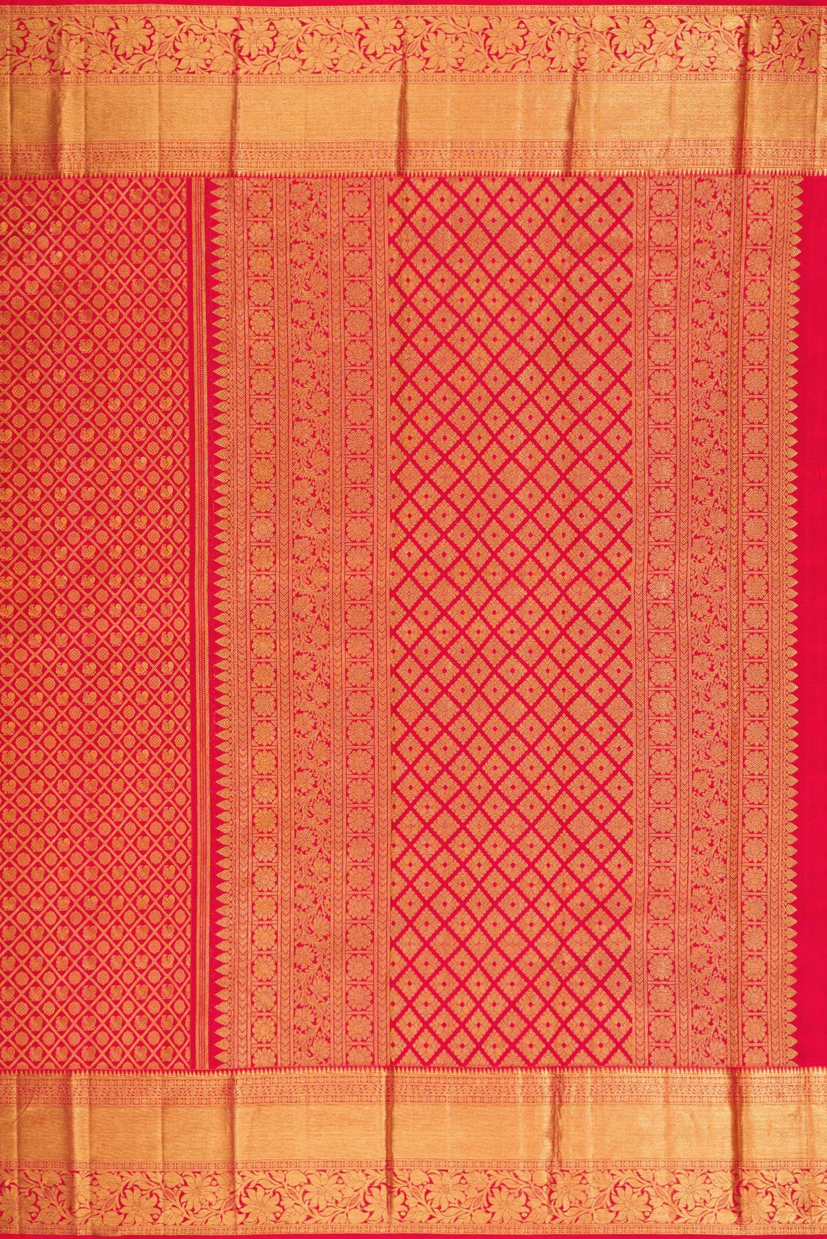 Close up image of the pallu of Red Kanchipuram Silk Saree with Zari Brocade on the body and Fancy Border. 