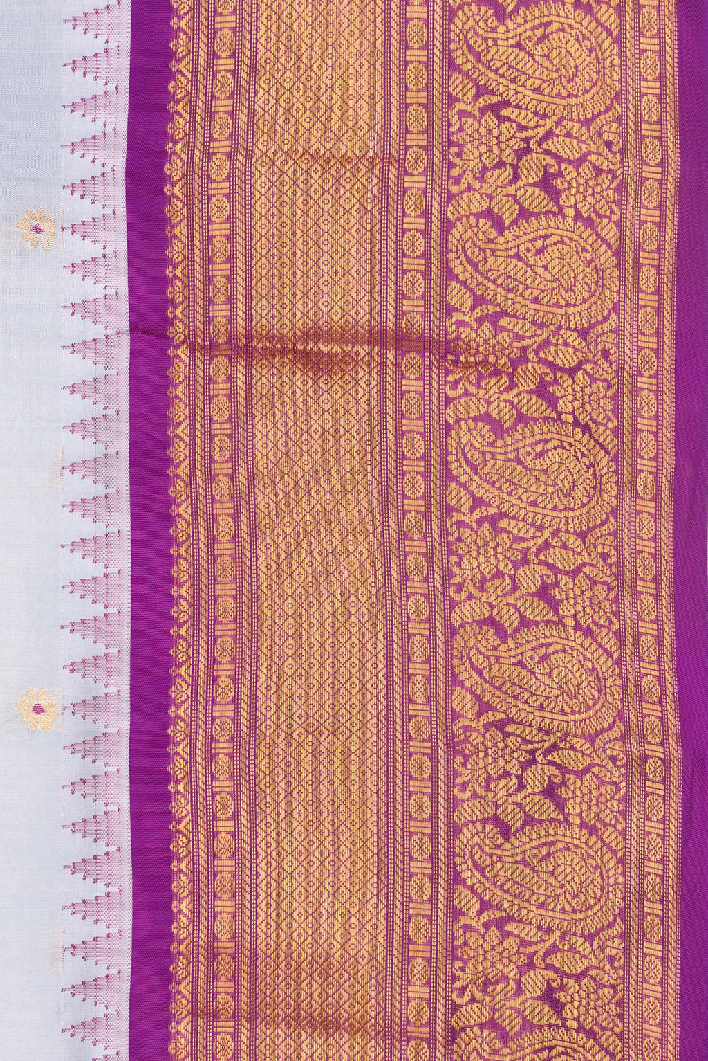 Border image of Pure Silk Grey Dual Tone Soft Saree with Zari And Thread Butta on the body and Fancy Border. 