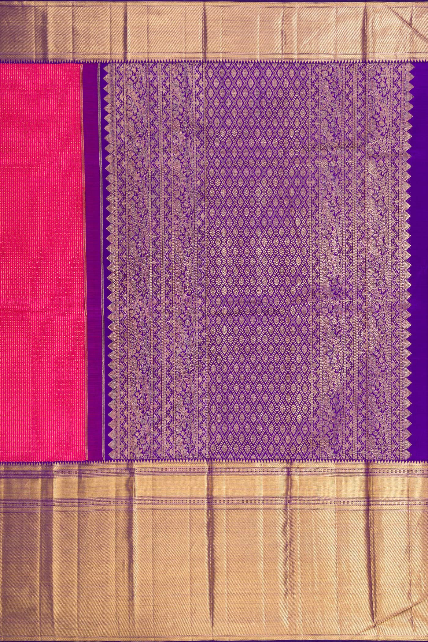 Close up image of the pallu of Pink Dual Tone Kanchipuram Silk Saree with Zari Brocade on the body and Zari Border. 
