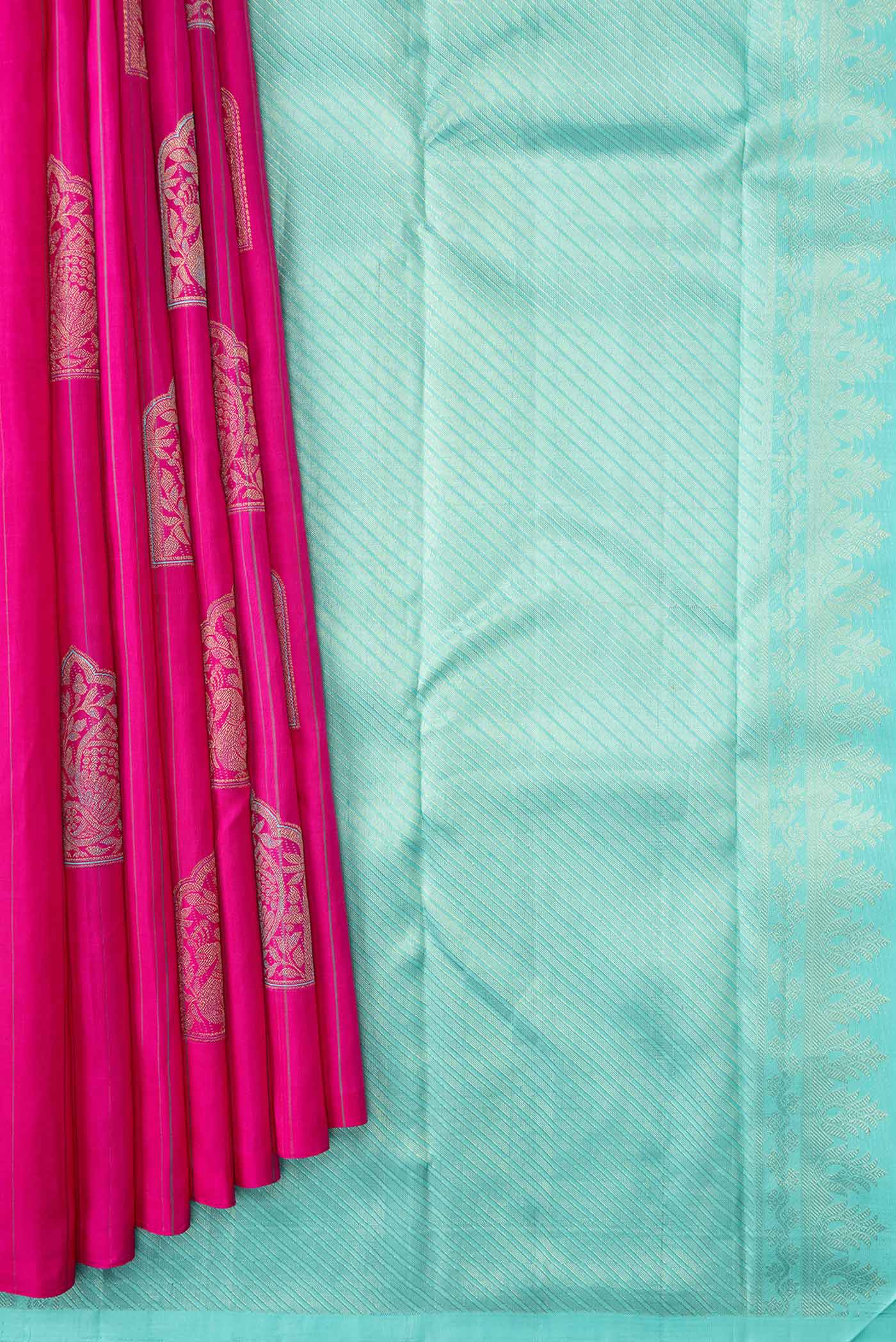 pleats pallu