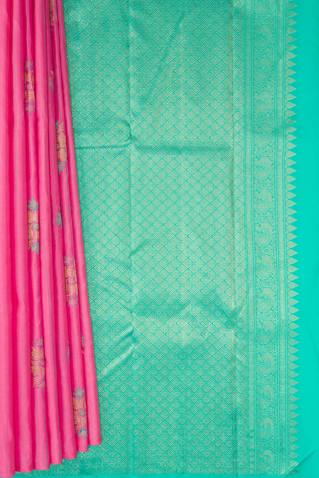 Pleats and pallu of Pure Silk Pure Zari Pink Dual Tone Kanchipuram Saree with Zari And Thread Butta on the body and Without Border