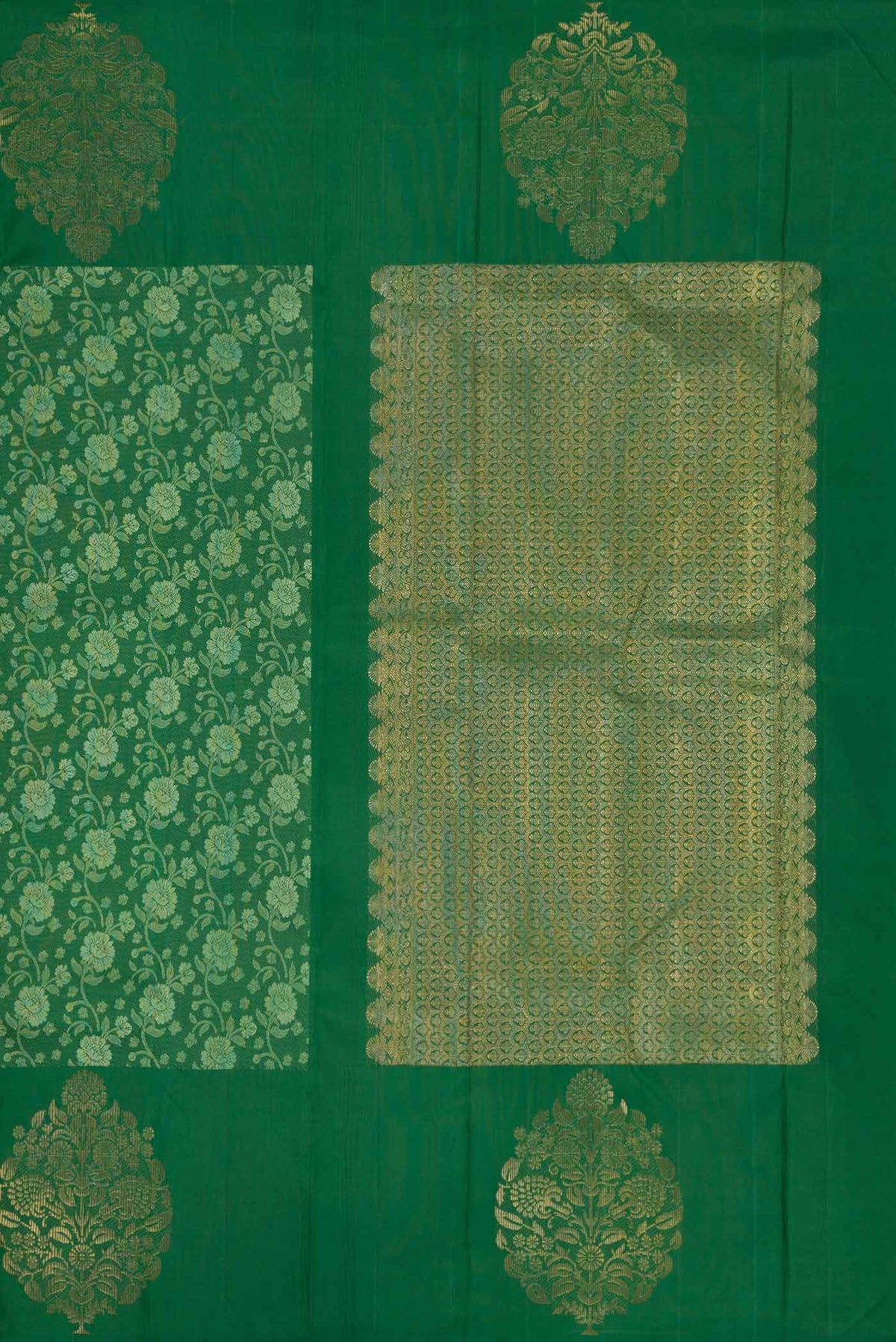 Close up image of the pallu of Pure Silk Pure Zari Green Dual Tone Kanchipuram Saree with Jacquard design on the body and Fancy Border