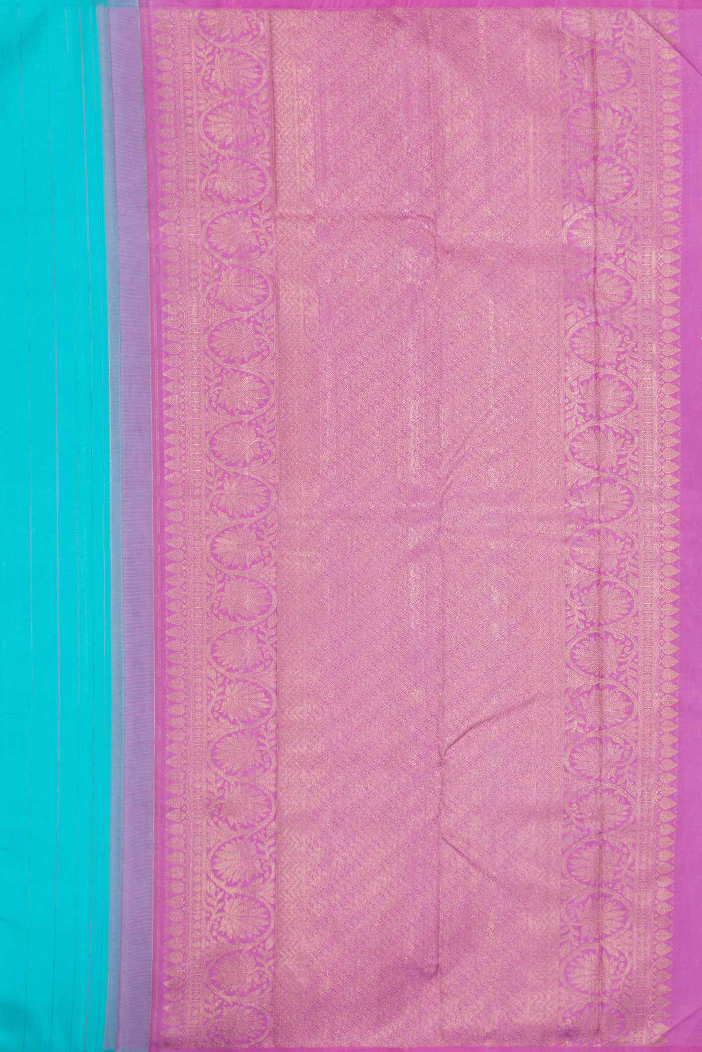 Close up image of the pallu of Sky Blue Dual Tone Kanchipuram Silk Saree with Zari Butta on the body and Without Border