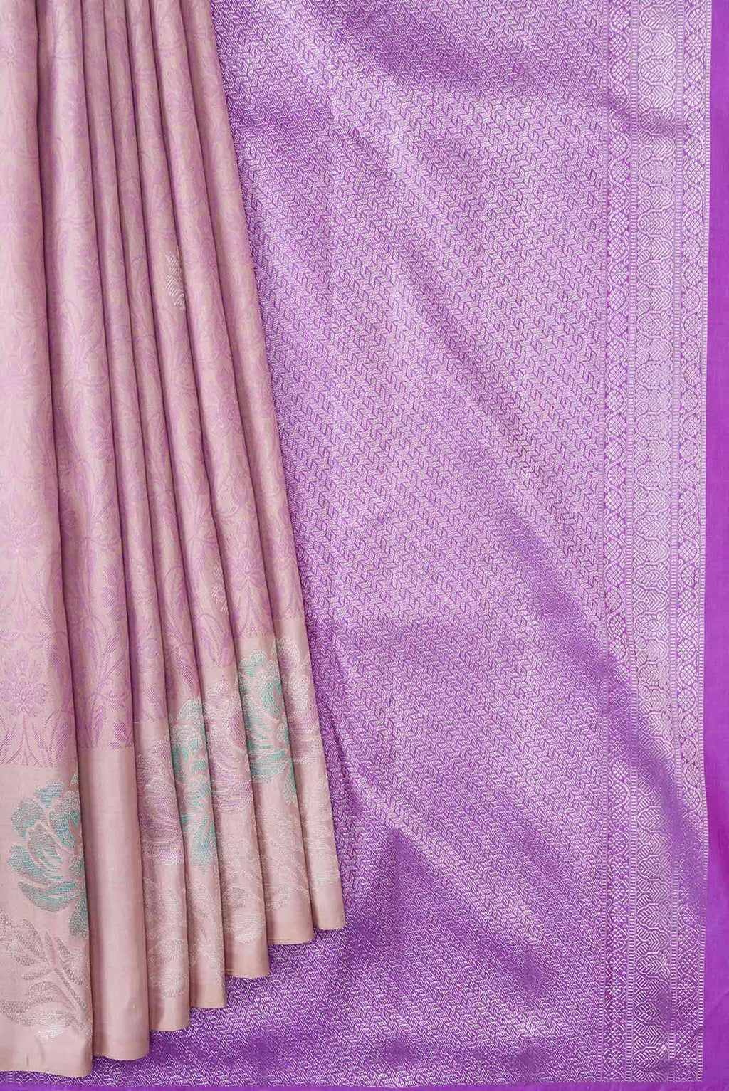 pleats pallu
