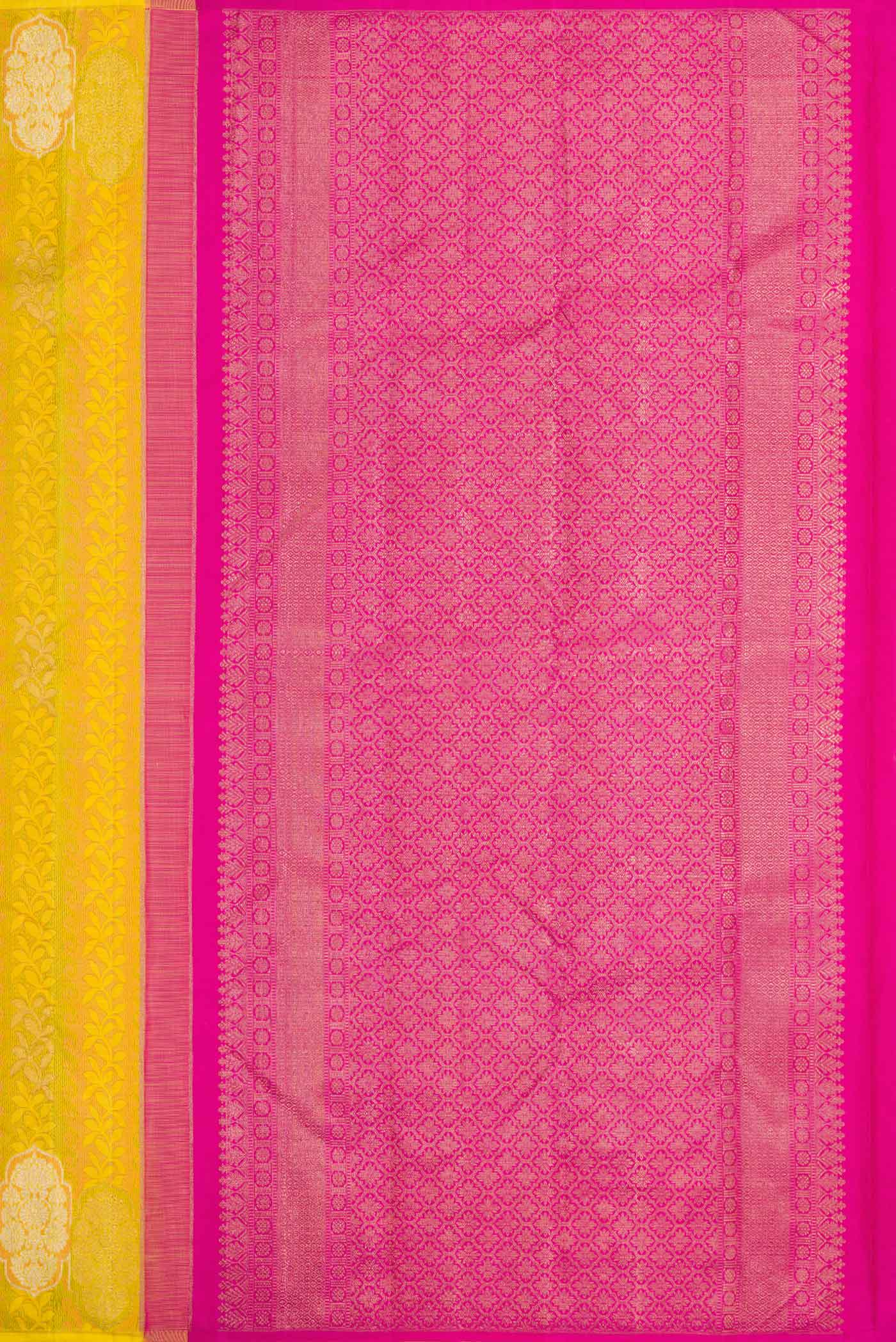 Close up image of the pallu of Yellow Dual Tone Kanchipuram Silk Saree with Jacquard design on the body and Fancy Border