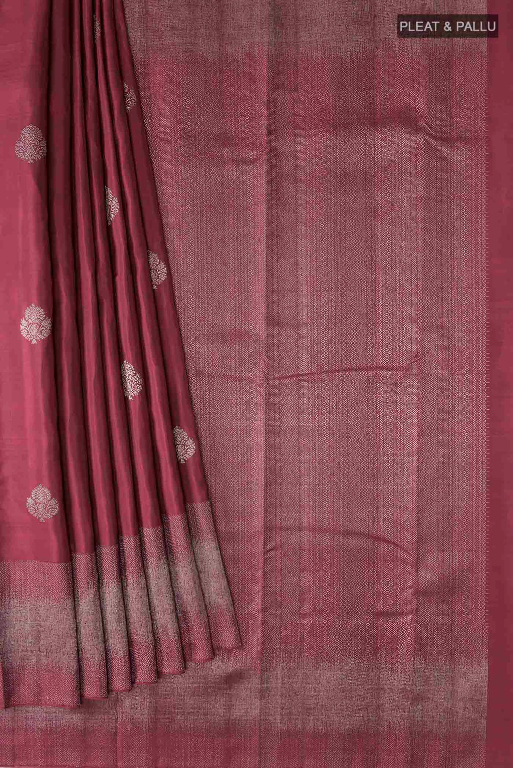 pleats pallu