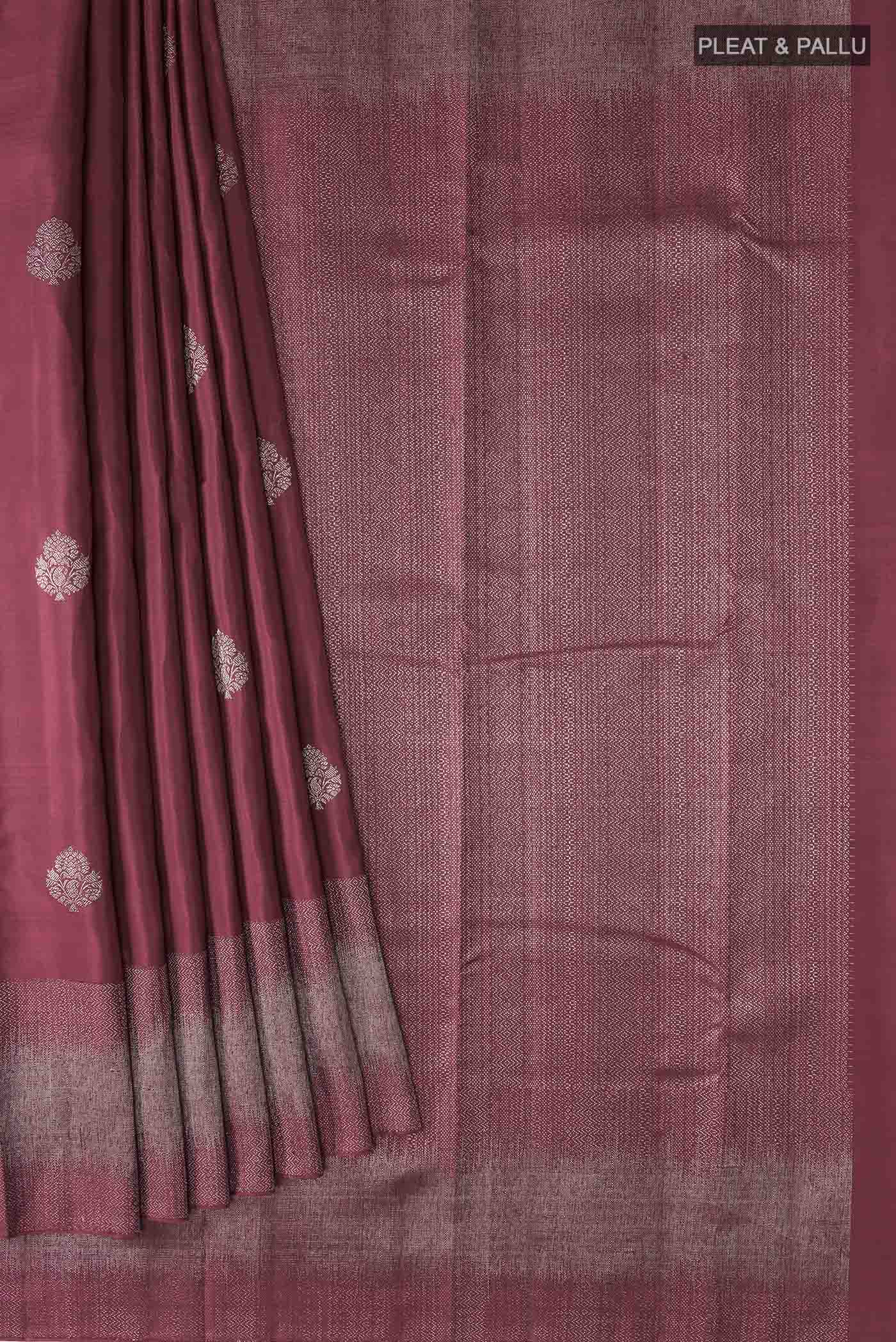 pleats pallu