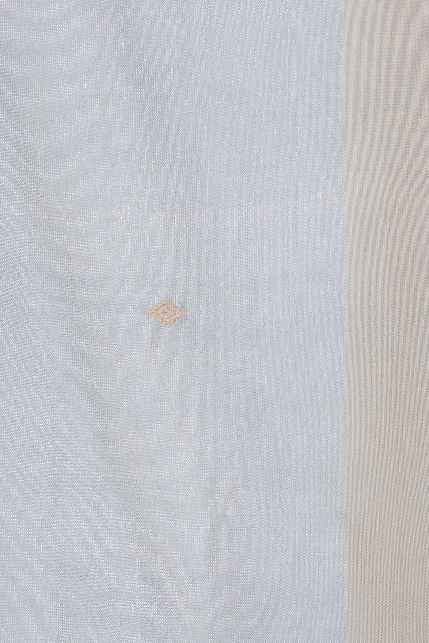 Border image of Light Blue Dual Tone Chanderi Tissue Silk Saree with Thread Butta on the body and Plain Border. 