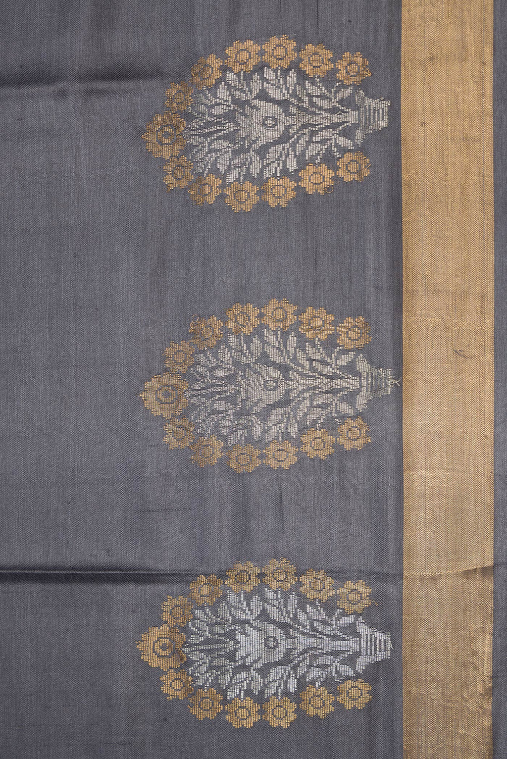 Border image of Grey Dual Tone Tussar Silk Saree with Plain Body and Fancy Border. 
