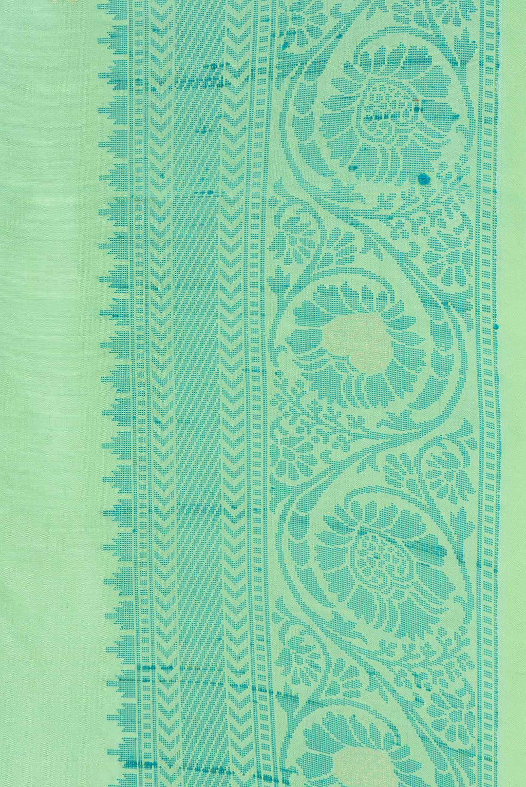 Border image of Pista Green Dual Tone Soft Silk Saree with Zari Butta on the body and Zari And Thread Border. 