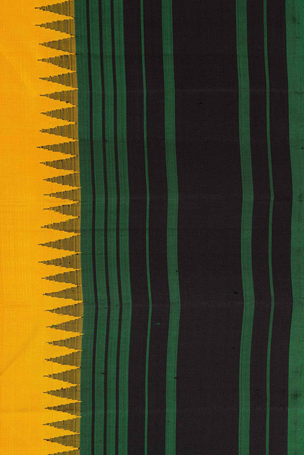 Border image of Mustard Dual Tone Kanchipuram Silk Saree with Plain Body and Thread Border