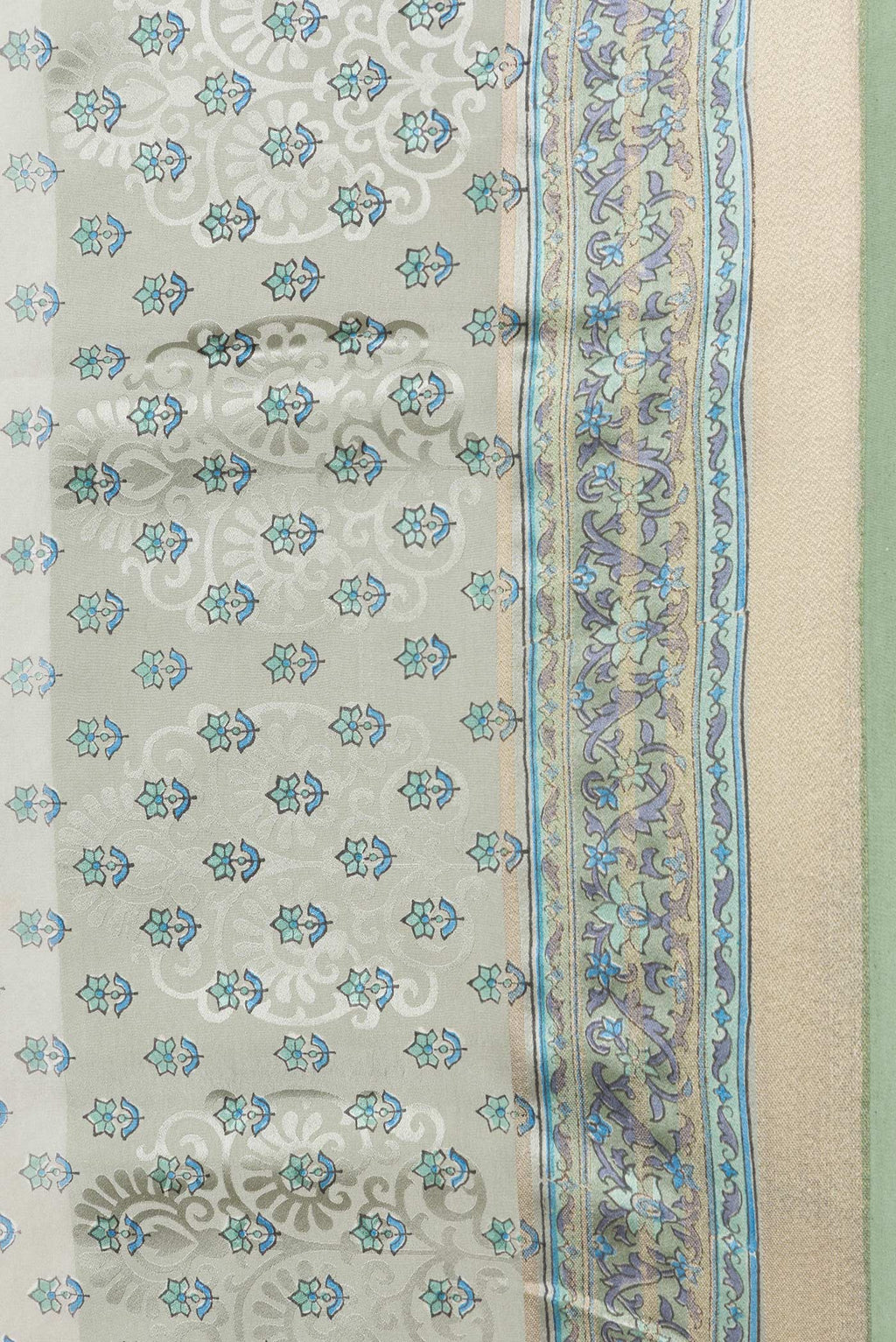 Border image of Grey Dual Tone Mysore Georgette Saree with Printed design on the body and Zari Border. 