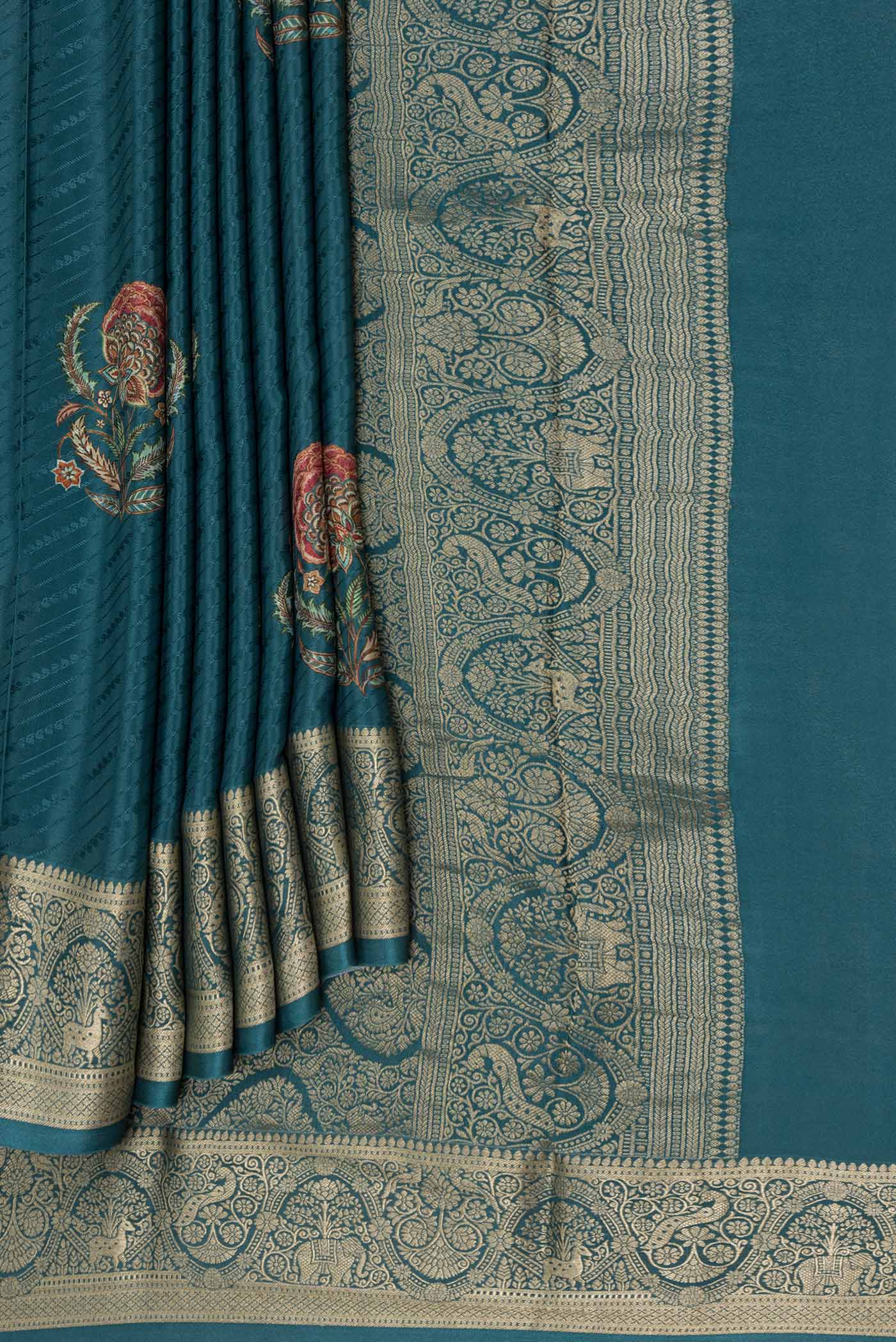 Pleats and pallu of Green Dual Tone Tussar Silk Saree with Printed design on the body and Zari Border