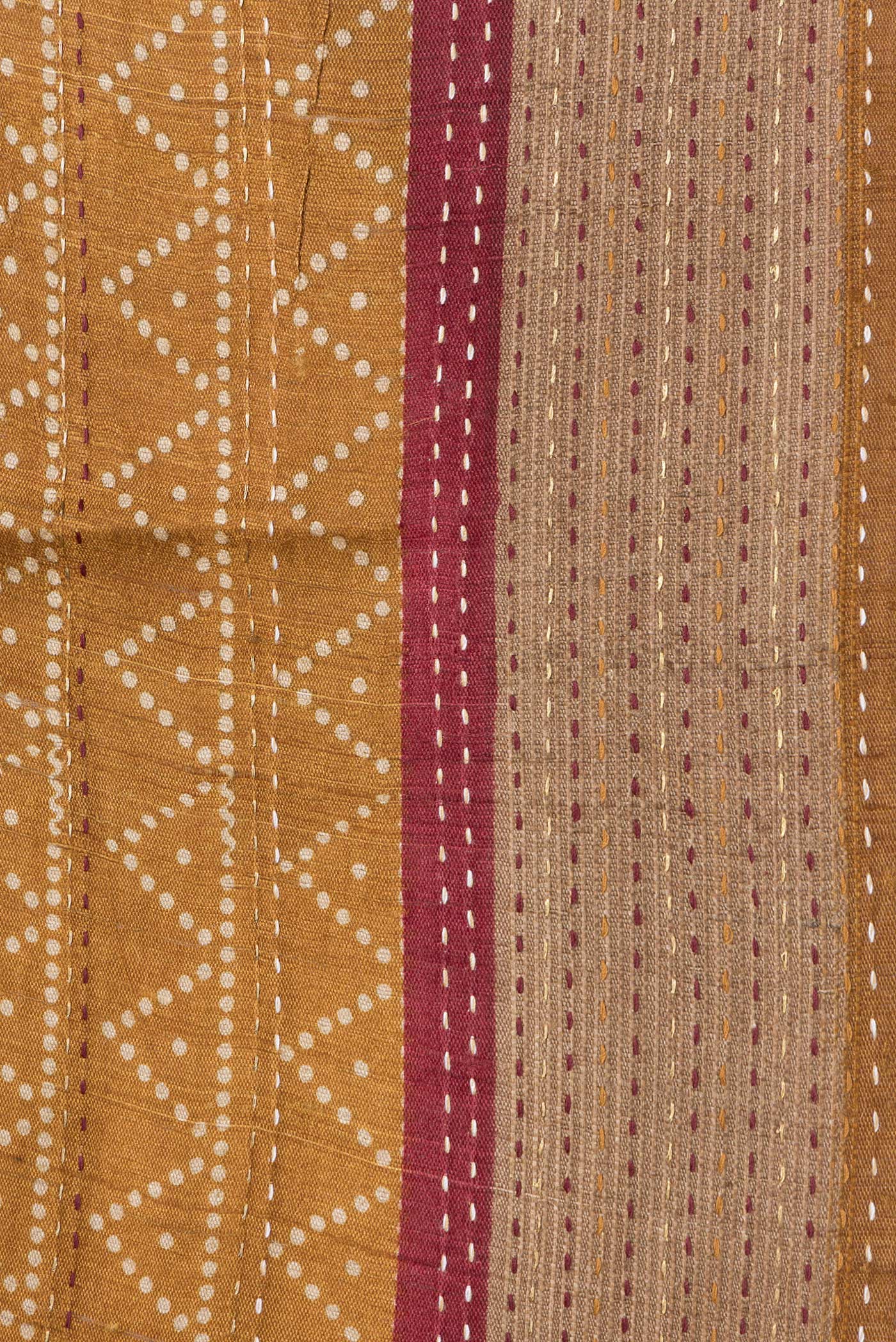 Border image of Mustard Dual Tone Tussar Silk Saree with Printed design on the body and Embroidery Border. 