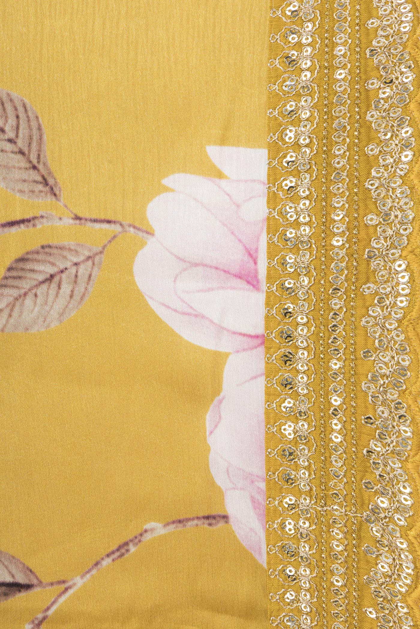 Border image of Gold Dual Tone Organza Silk Saree with Plain Body and Plain Border. 