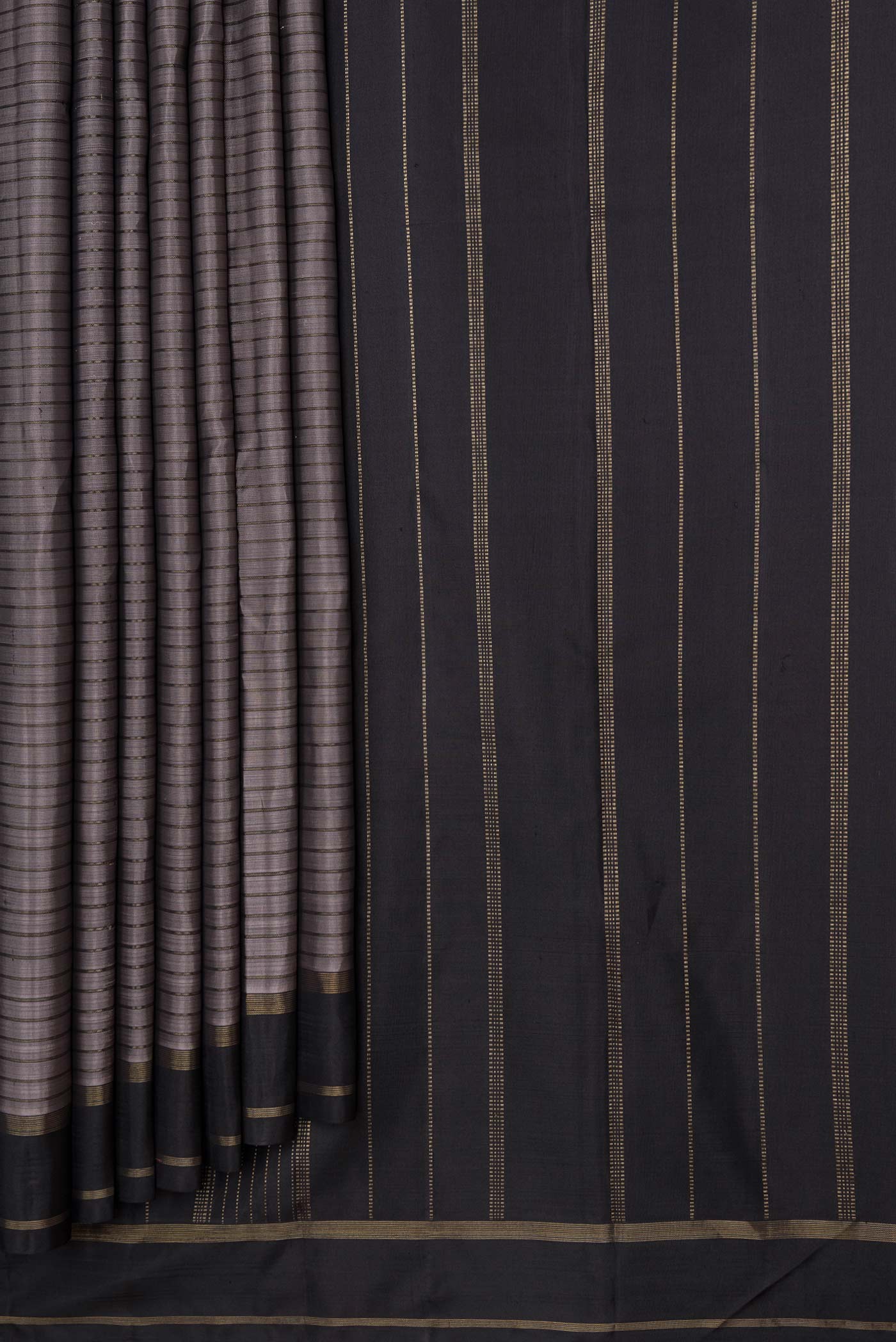 Pleats and pallu of Grey Dual Tone Kanchipuram Silk Saree with Stripes on the body and Zari Border
