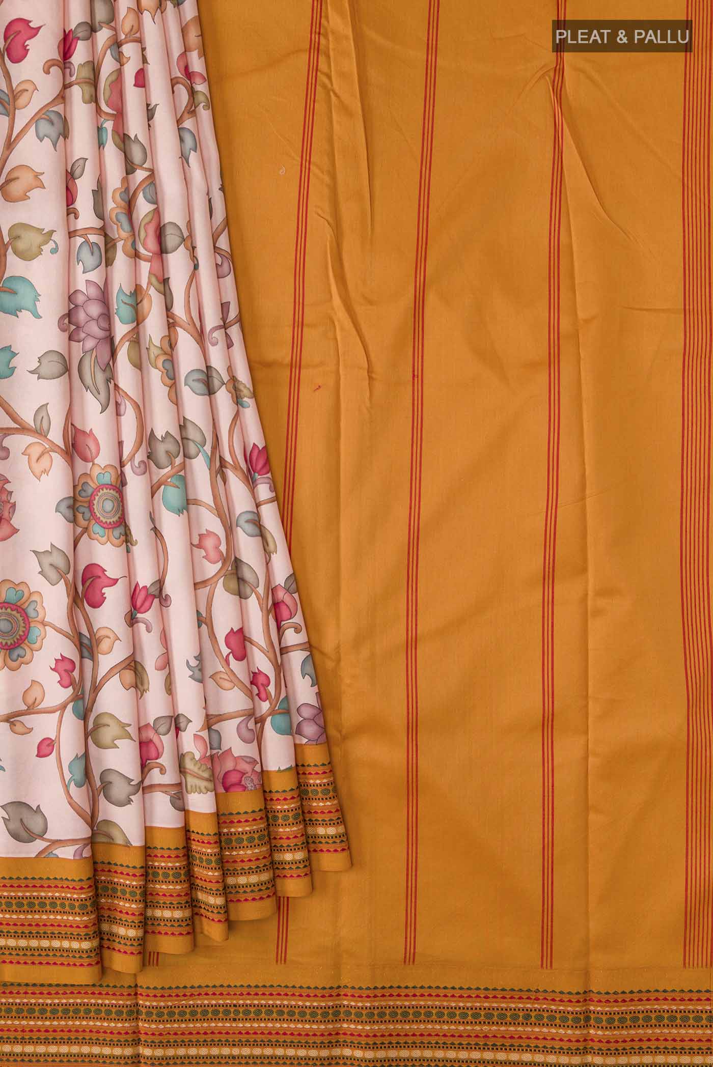Pleats and pallu of Rose pink Printed Silk Saree with Printed design on the body and Thread Border