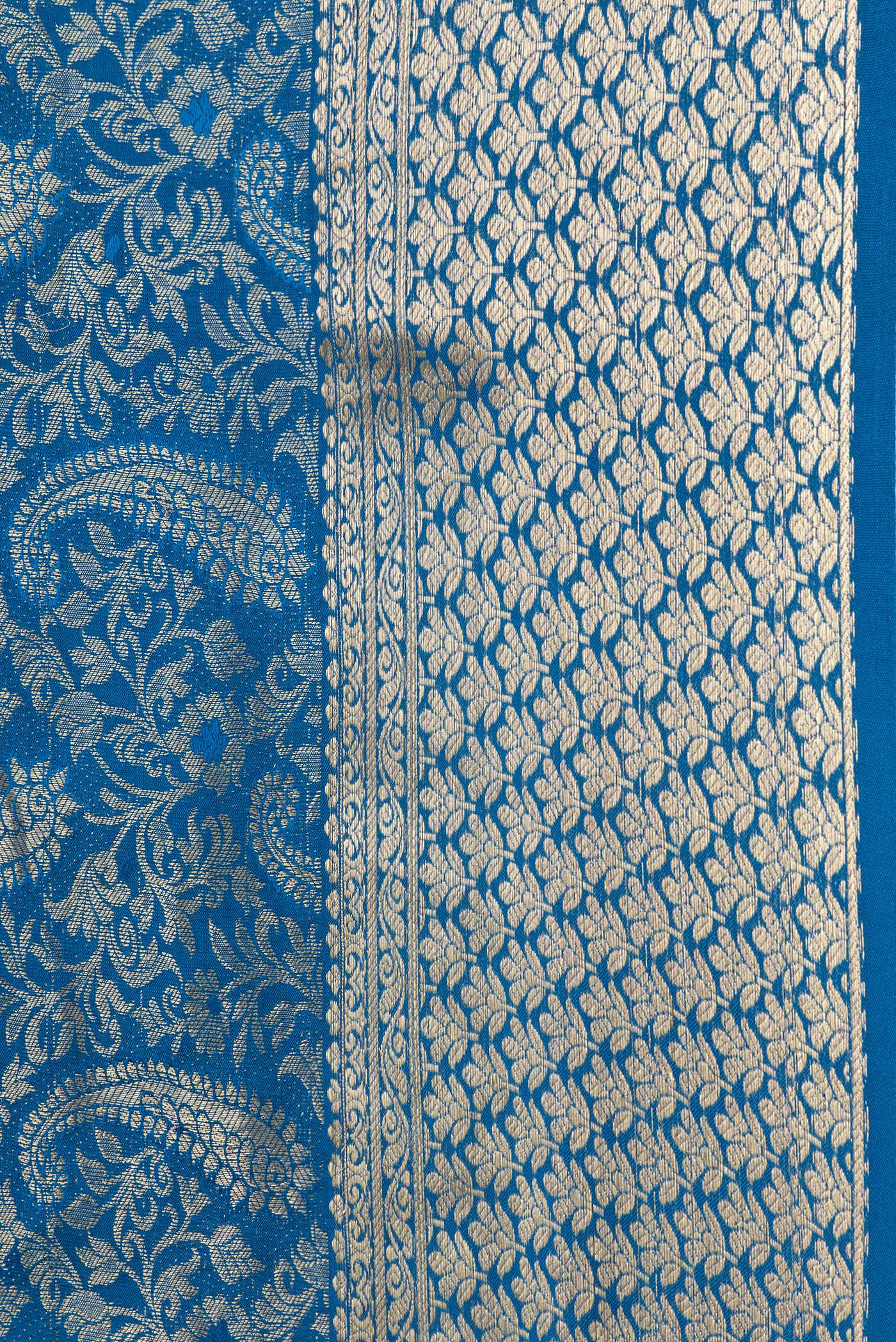 Border image of Peacock Blue Dual Tone Mysore Silk Saree with Zari Brocade on the body and Zari Border. 