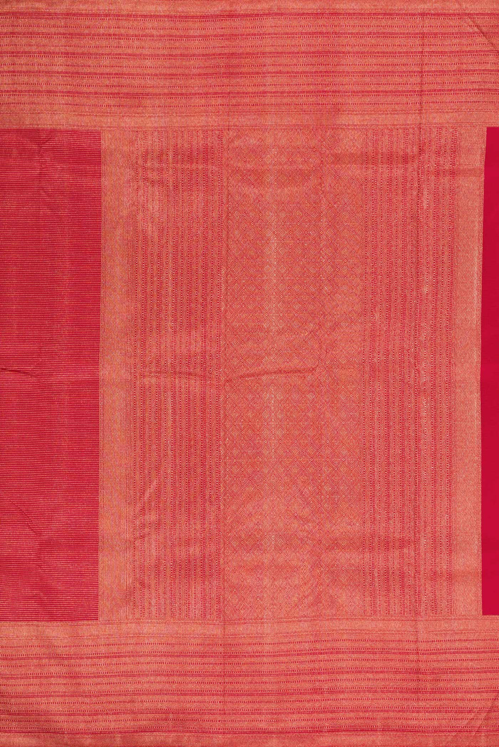 Close up image of the pallu of Red Dual Tone Kanjivaram Silk Saree with Zari Brocade on the body and Zari Border. 