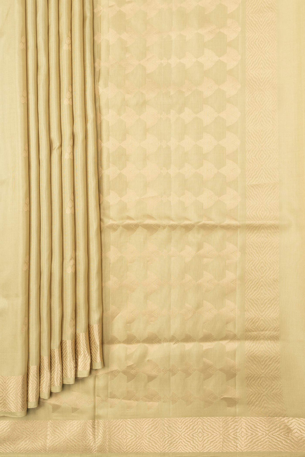 Pleats and pallu of Pista Green Dual Tone Soft Silk Saree with Zari Butta on the body and Zari Border. 