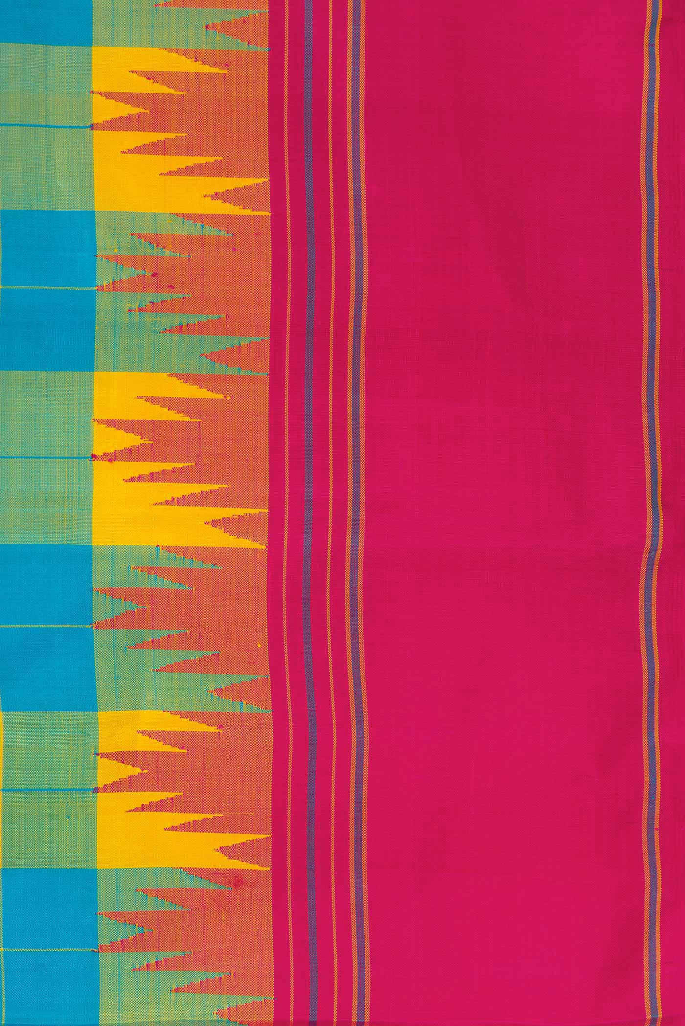 Border image of Green and Yellow Color Kanchipuram Silk Saree with Checked design on the body and Thread Border