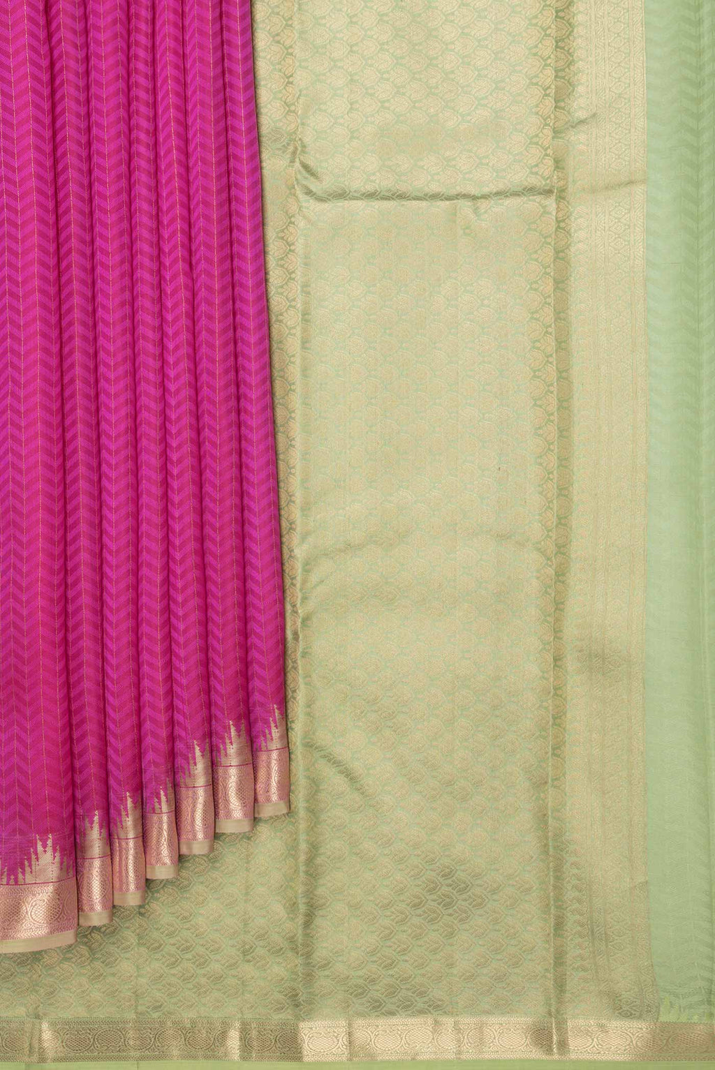 pleats pallu