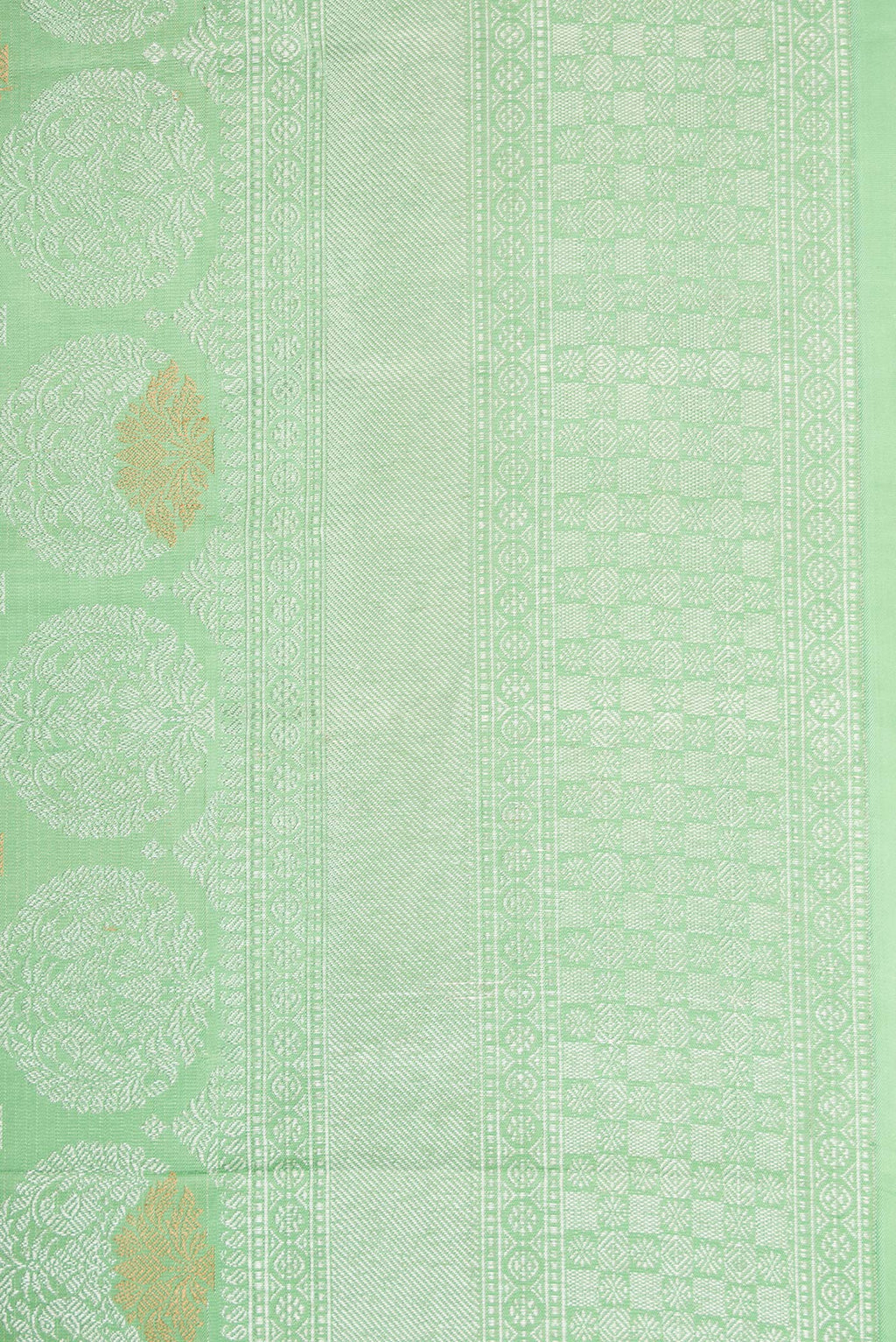 Border image of Light Green Dual Tone Kanchipuram Silk Saree with Zari Brocade on the body and Zari Border. 