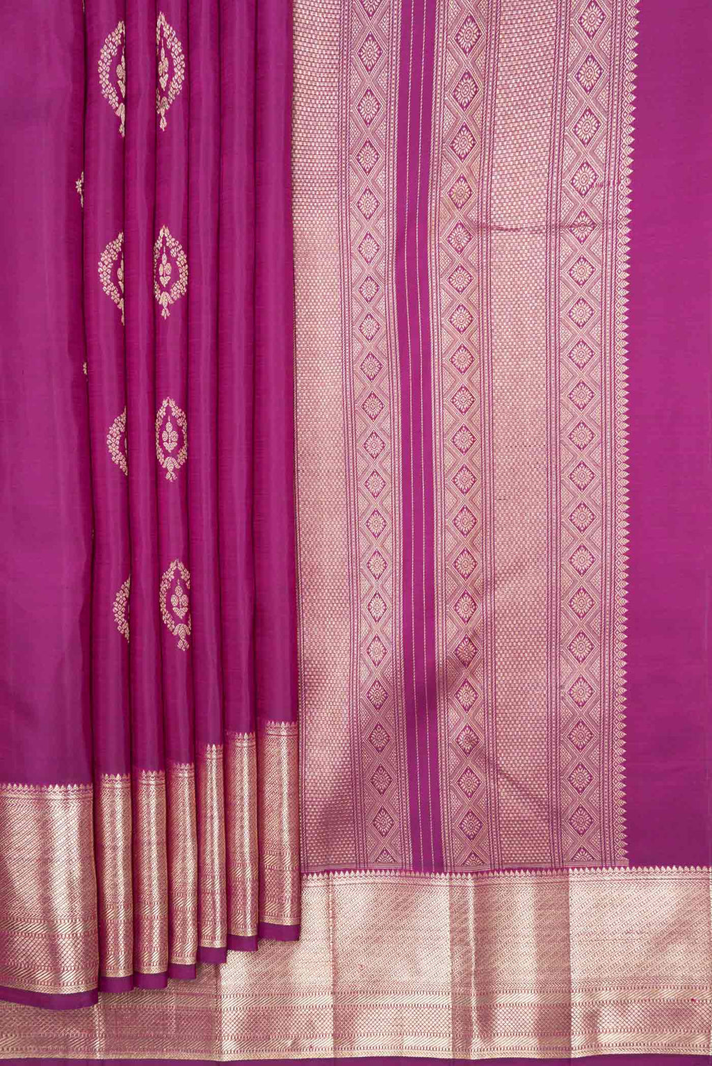 pleats pallu