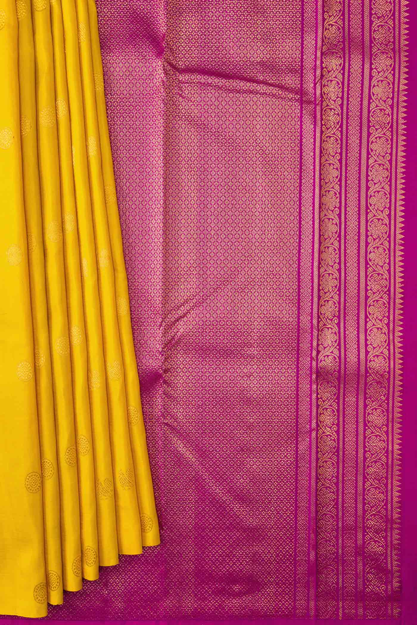 pleats pallu