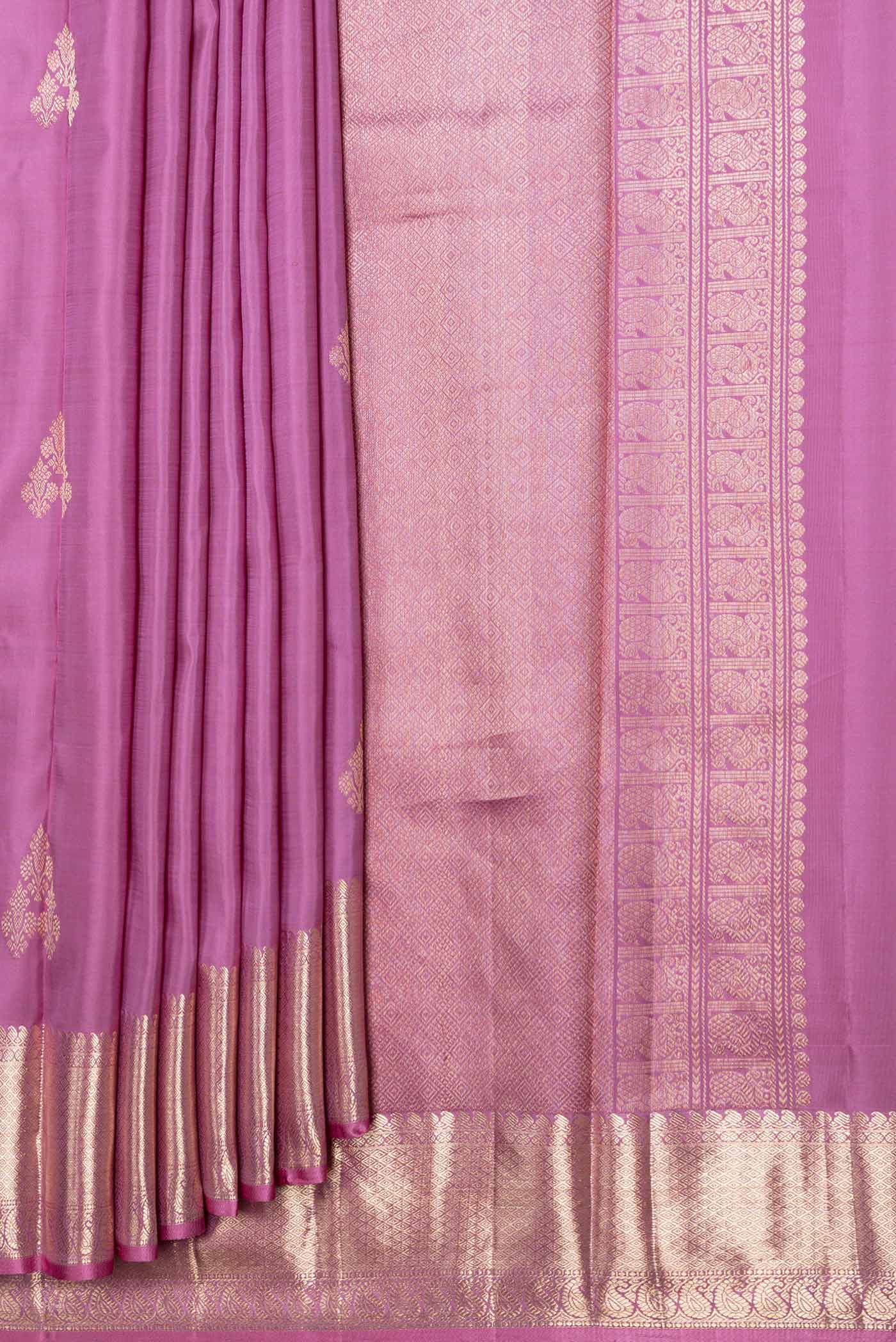 pleats pallu