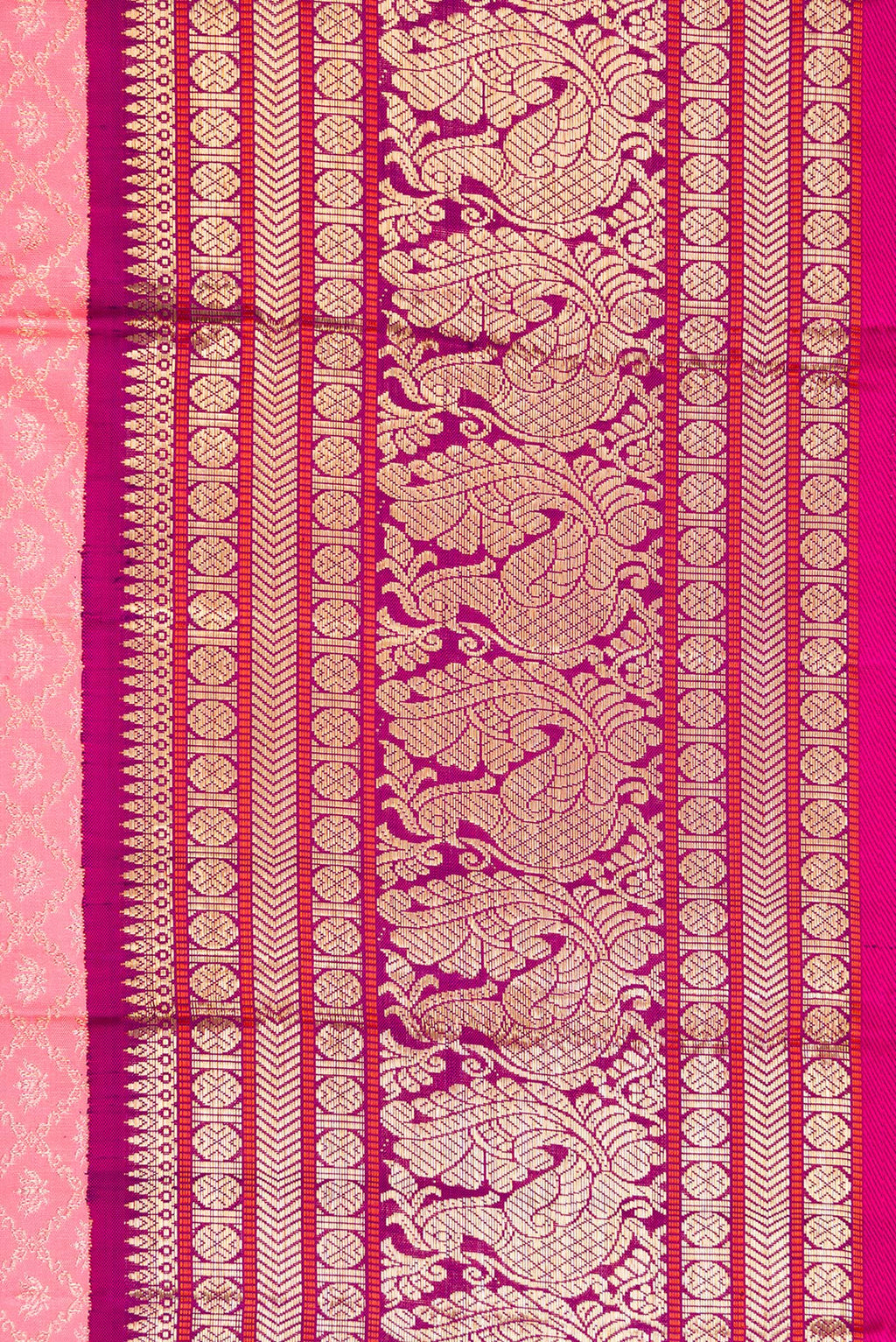 Border image of Pink Dual Tone Kanchipuram Silk Saree with Zari Brocade on the body and Zari Border. 