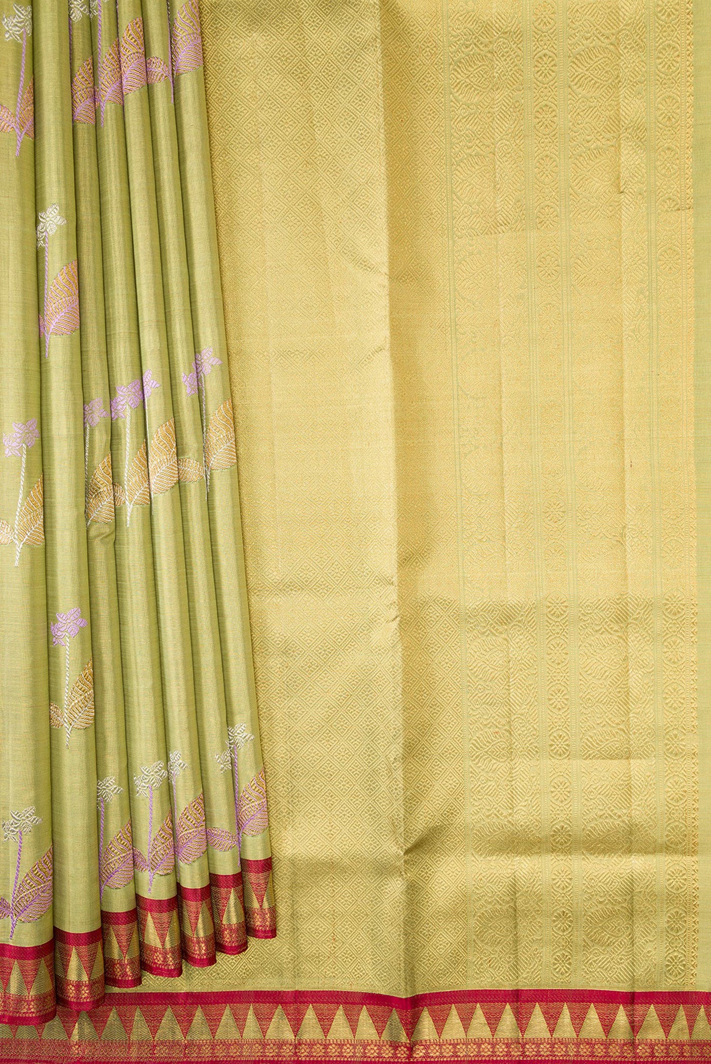 Pleats and pallu of Pista Green Dual Tone Kanjivaram Tissue Silk Saree with Zari And Thread Butta on the body and Zari Border. 