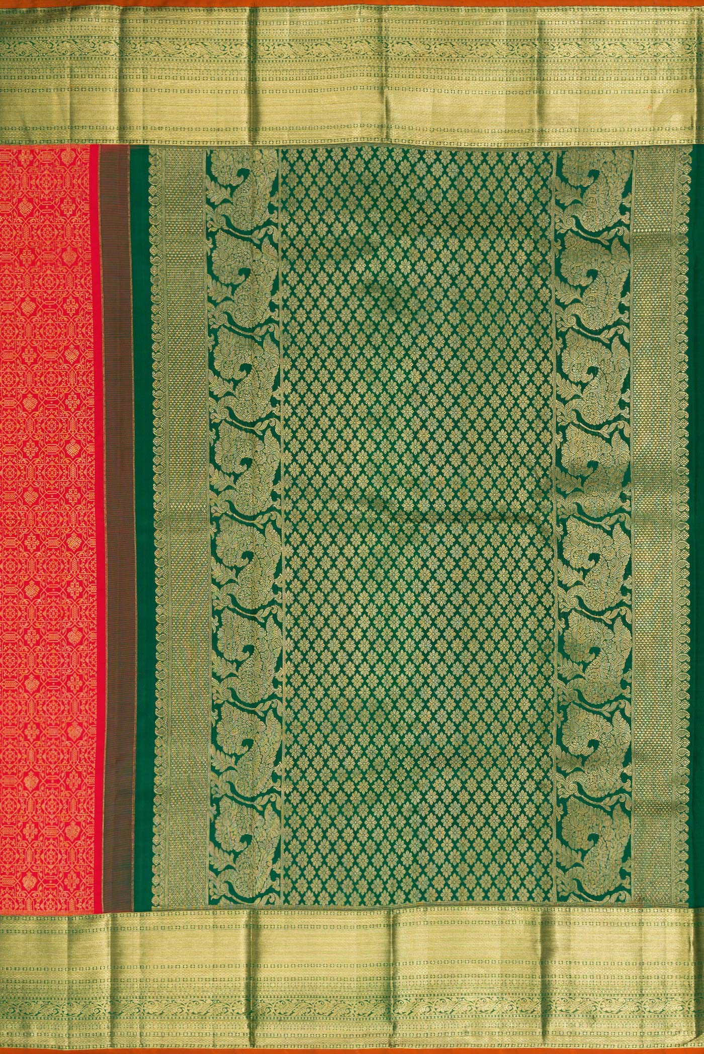 Close up image of the pallu of Red Dual Tone Kanjivaram Silk Saree with Zari Brocade on the body and Zari Border. 