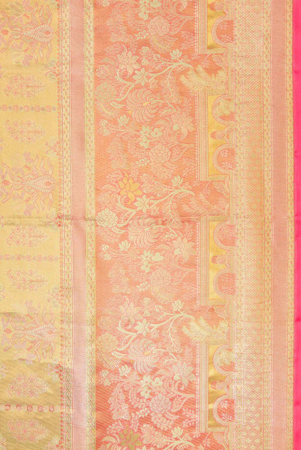 Border image of Gold Dual Tone Kanjivaram Tissue Silk Saree with Zari Brocade on the body and Zari Border. 