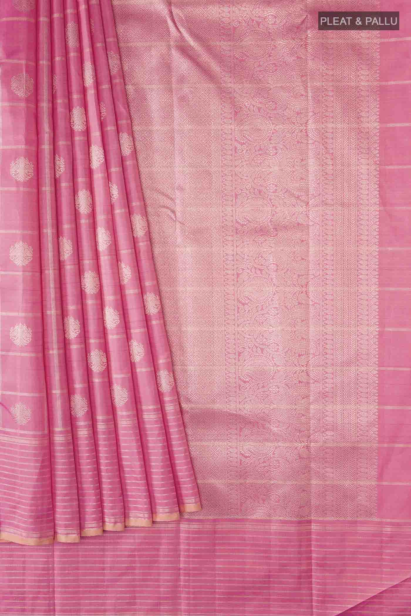 pleats pallu